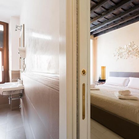 Trinita Dei Monti Hotel โรม ภายนอก รูปภาพ