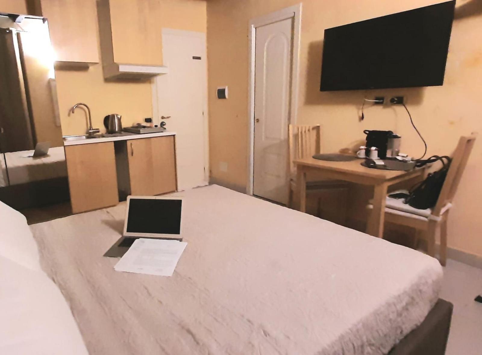 Trinita Dei Monti Hotel โรม ภายนอก รูปภาพ